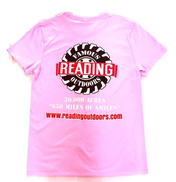 Reading Outdoors | Women's T-shirt Pink